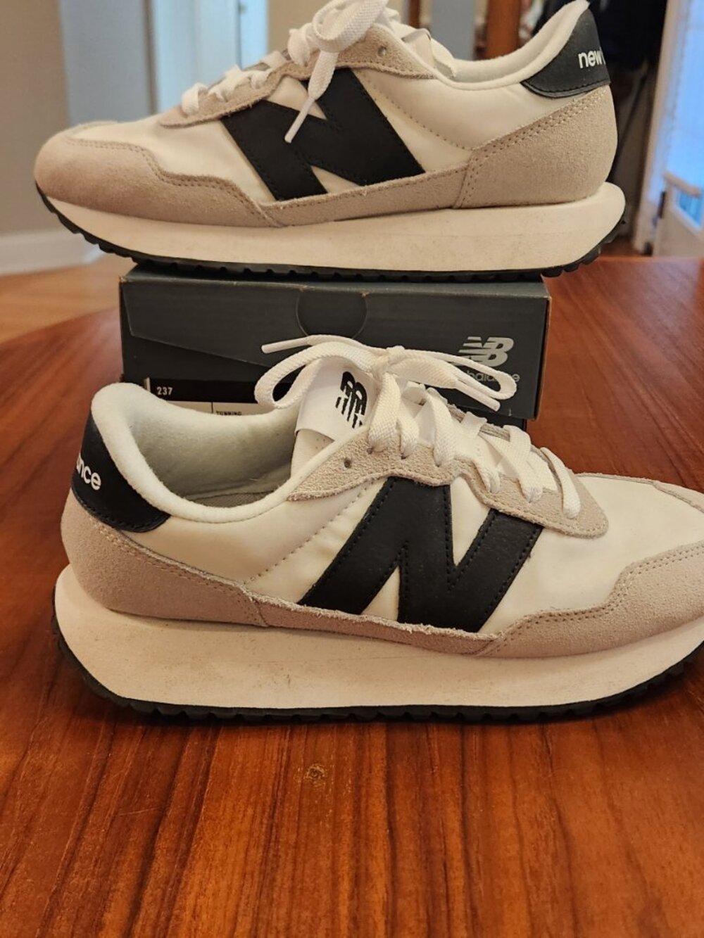 New Balance 237 - Picture 3 of 6